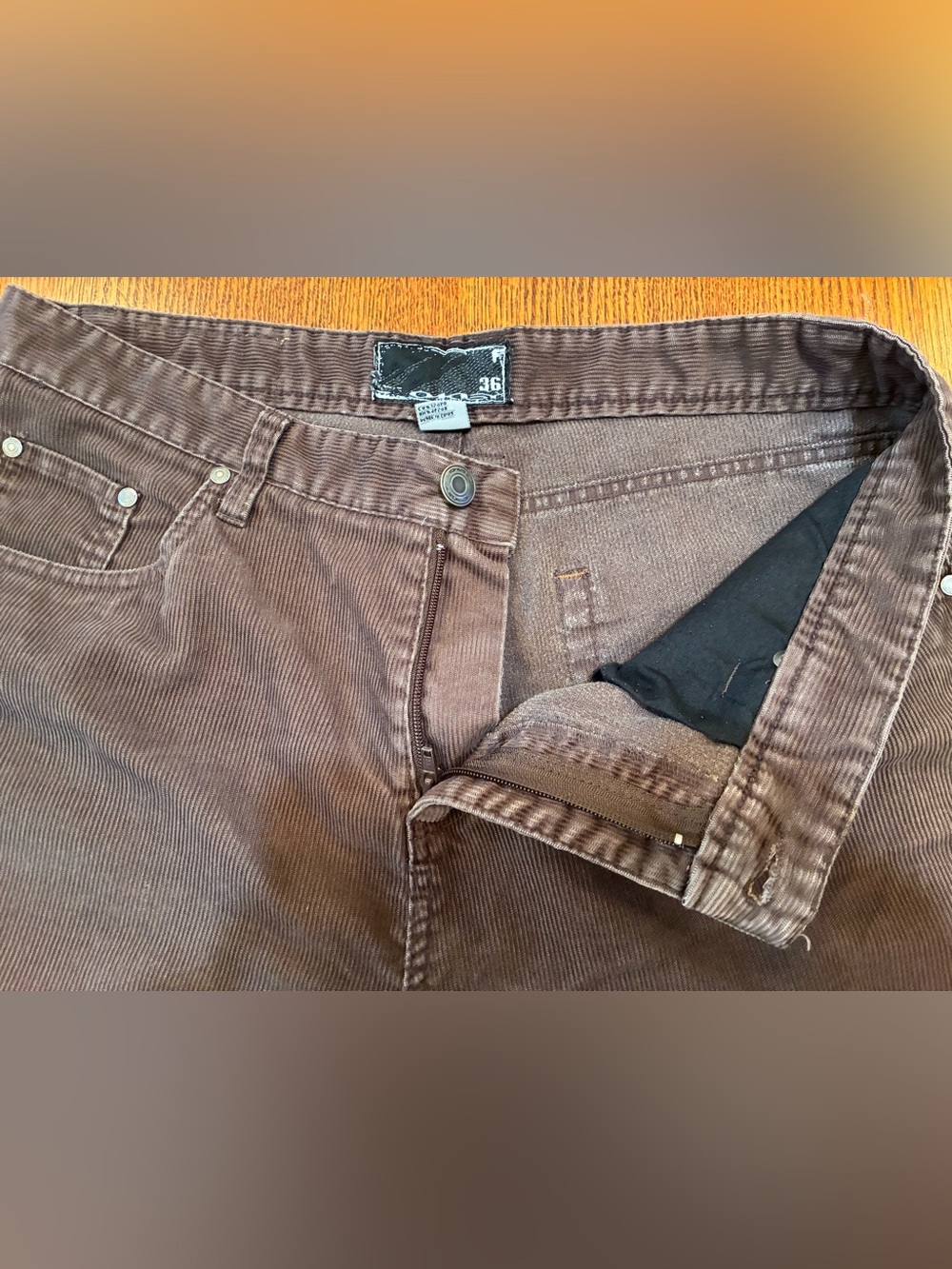 Y2K Oakley Corduroy Shorts Men's Size 36 Brown Skate Surf Streetwear 2007 - Picture 3 of 9
